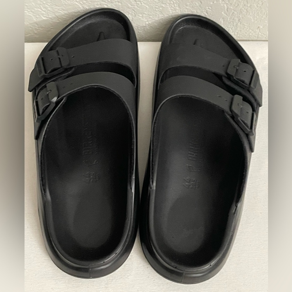 Birkenstock Mogami Terra Stealth 2 Strap Sandal in Apex Black - Size 44 - Picture 5 of 8